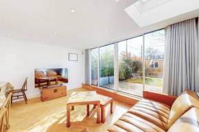 Cosy 2Bed garden flat in Wimbledon near the tube